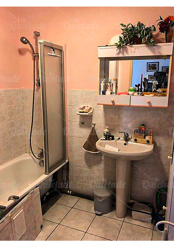 RÉNOVATION DE SALLE DE BAIN COMPLÈTE À SAINT-JUST SAINT-RAMBERS (42)